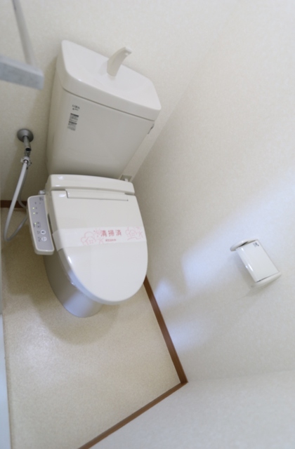 トイレ　温水洗浄便座♪