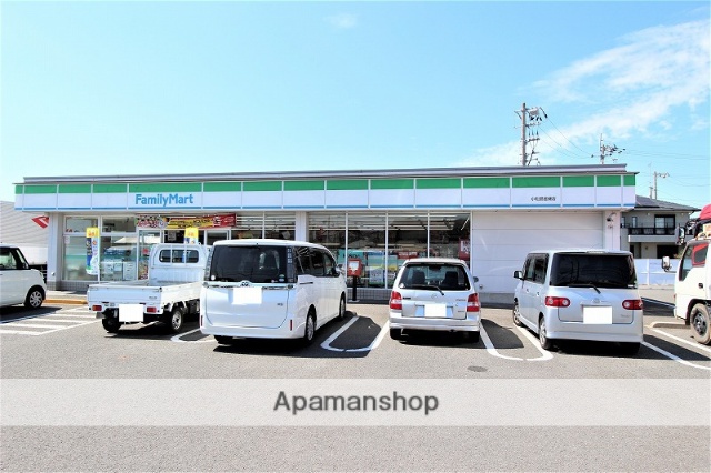 コンビニ　ファミリーマート小松島横須店（コンビニ）まで1010m