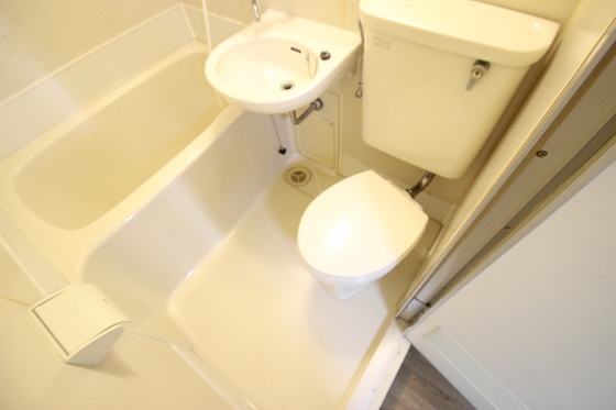 トイレ　※別部屋の写真です