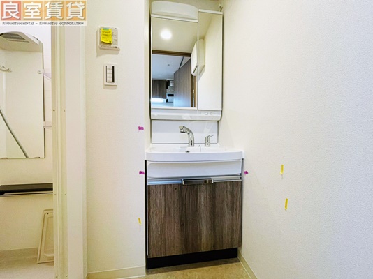 洗面設備　洗髪洗面化粧台