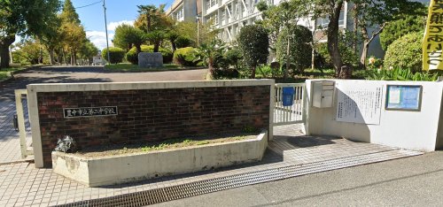 中学校　豊中市立第二中学校（中学校）まで1257m