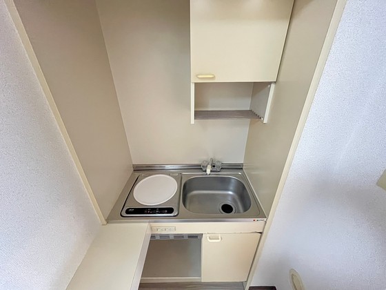 キッチン　※別部屋の写真です