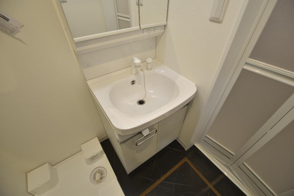 洗面設備　洗髪洗面化粧台