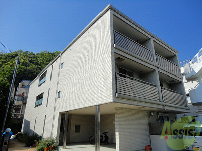 建物外観　さすが大手ハウスメーカー物件！立派な建物ですね。