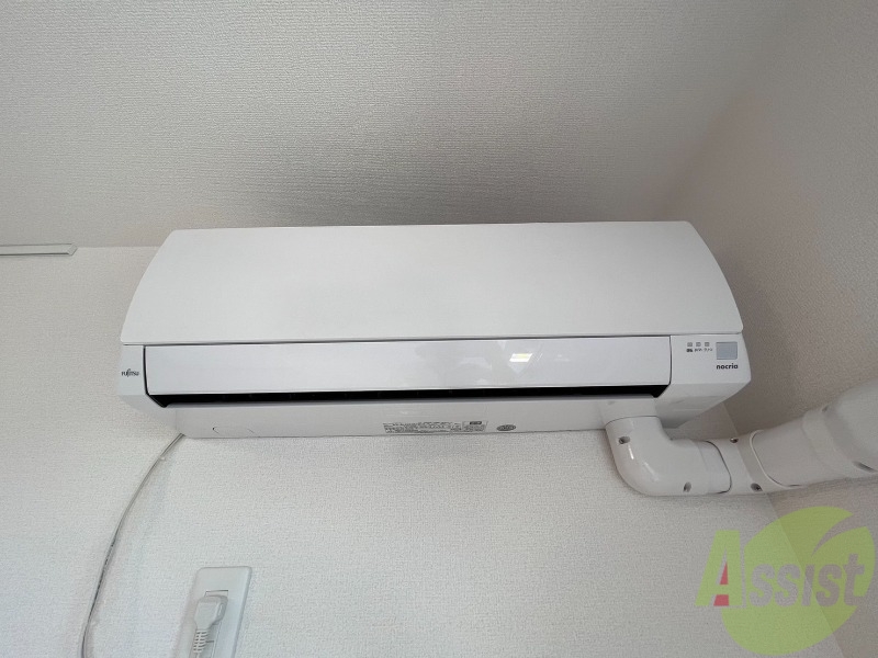 その他設備　エアコン２台付きです！夏でも冬でも安心ですね。