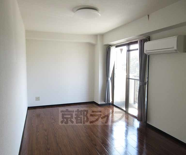 居室・リビング　コンパクトで使いやすいキッチンです！