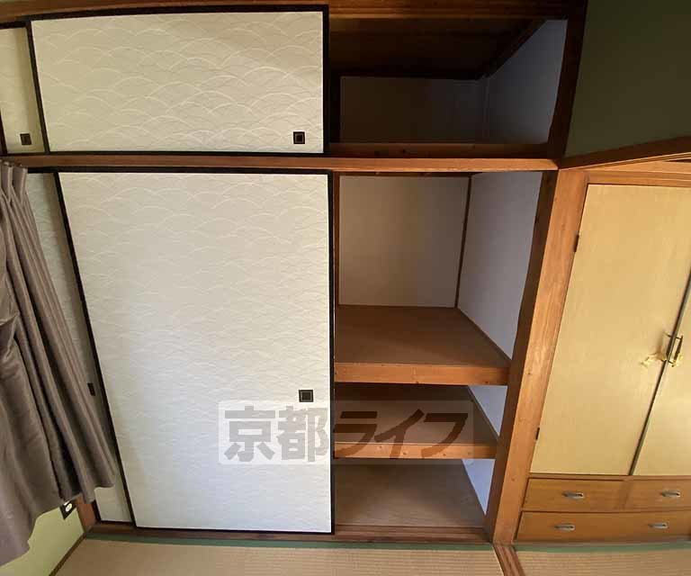 収納　他にも収納スペース有り