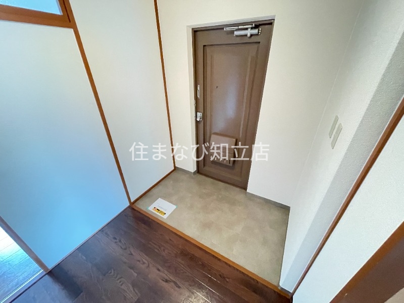 玄関　別室同型写真／反転
