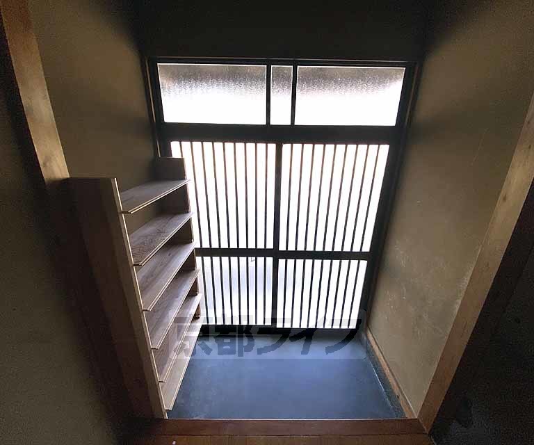 玄関　靴収納付きの玄関