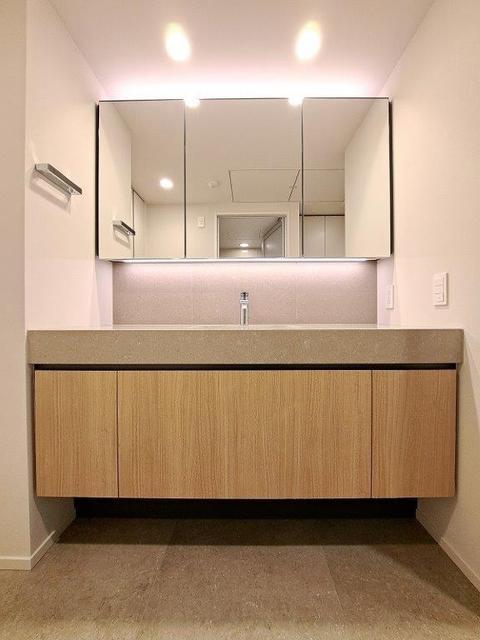 洗面設備　独立洗面台