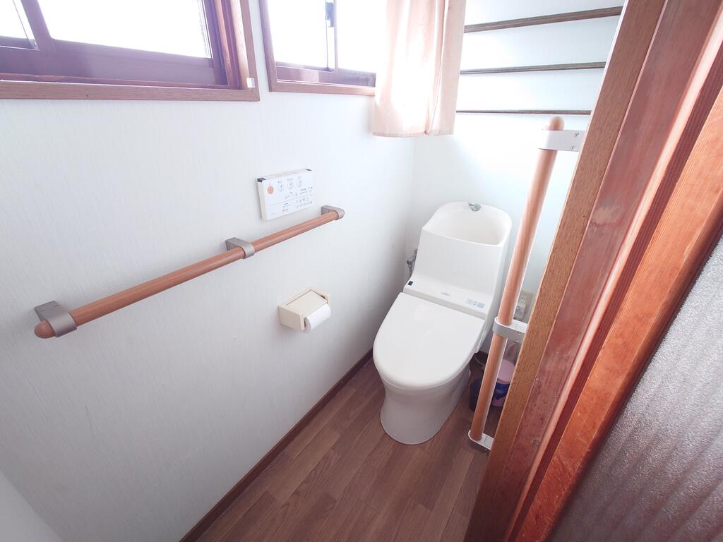 大町平屋のトイレ写真