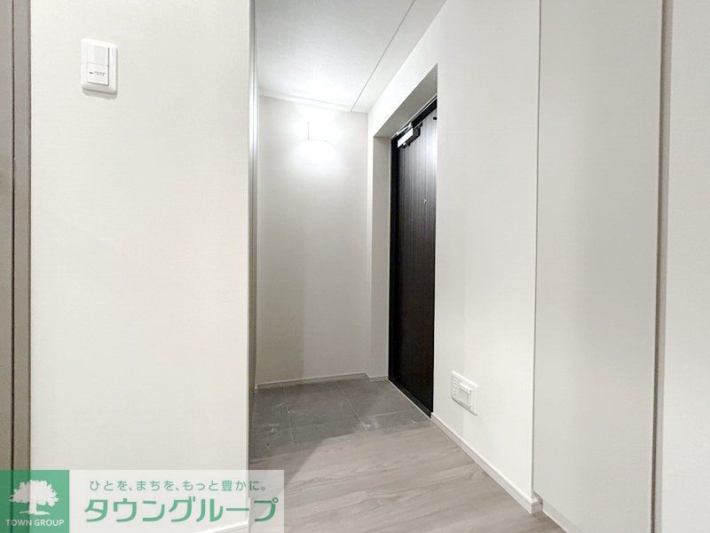 玄関　お部屋探しは株式会社　タウンハウジング　までお気軽にお問合…