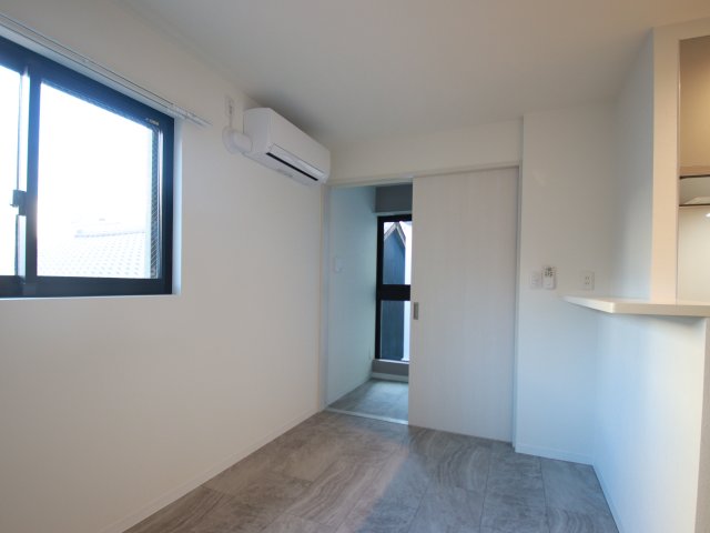 居室・リビング　※別号室参考写真のため、現況優先です。