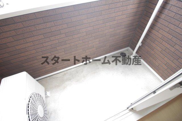 バルコニー　バルコニーがあります