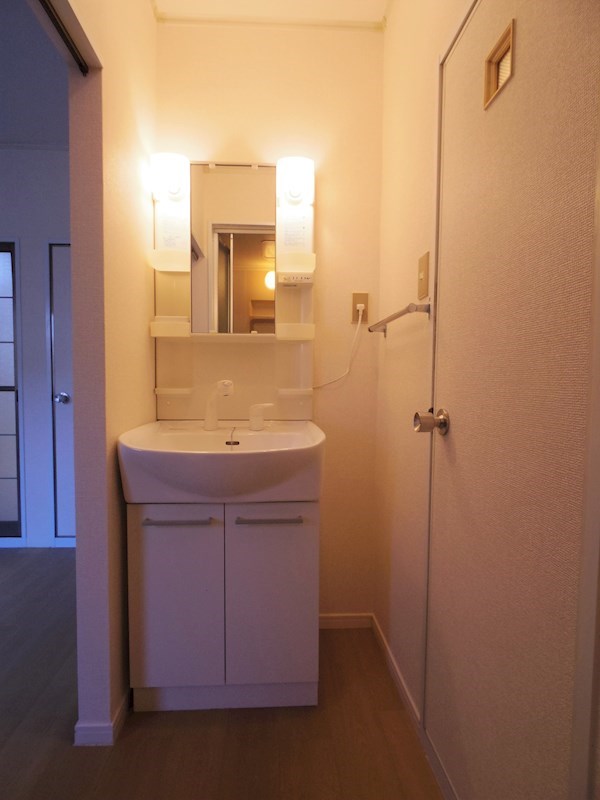 洗面設備　※反転タイプ※反転タイプの部屋の写真ですの部屋の写真です