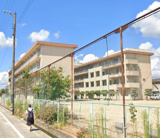 小学校　福山市立新涯小学校（小学校）まで1007m