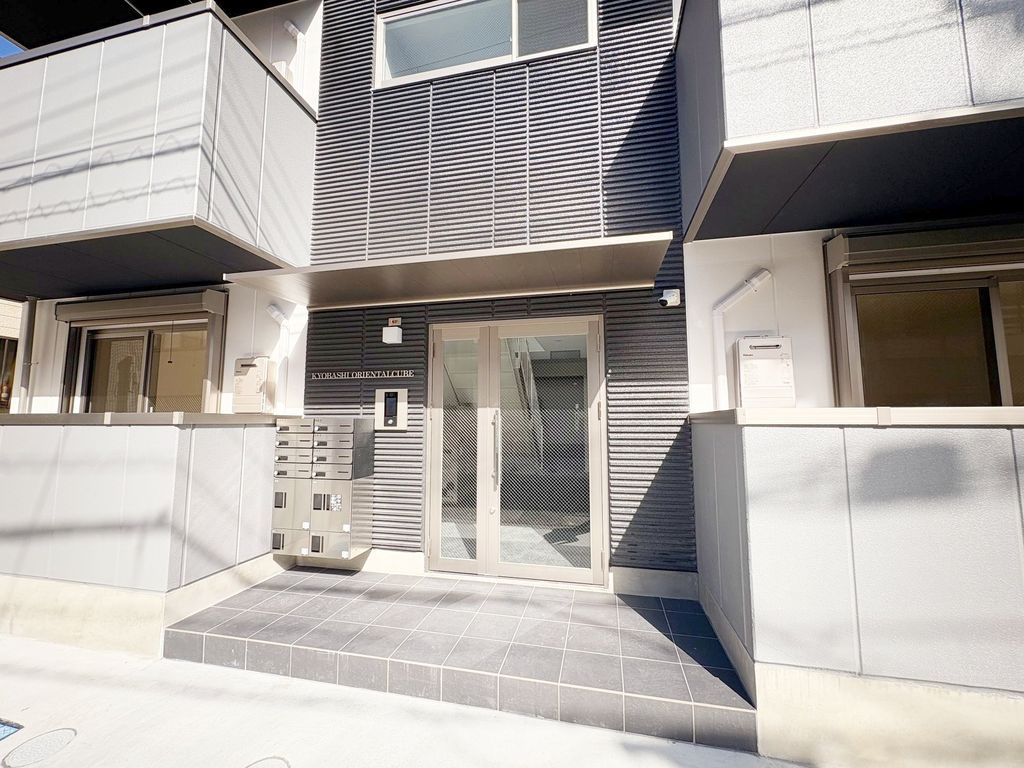 エントランス　エントランス