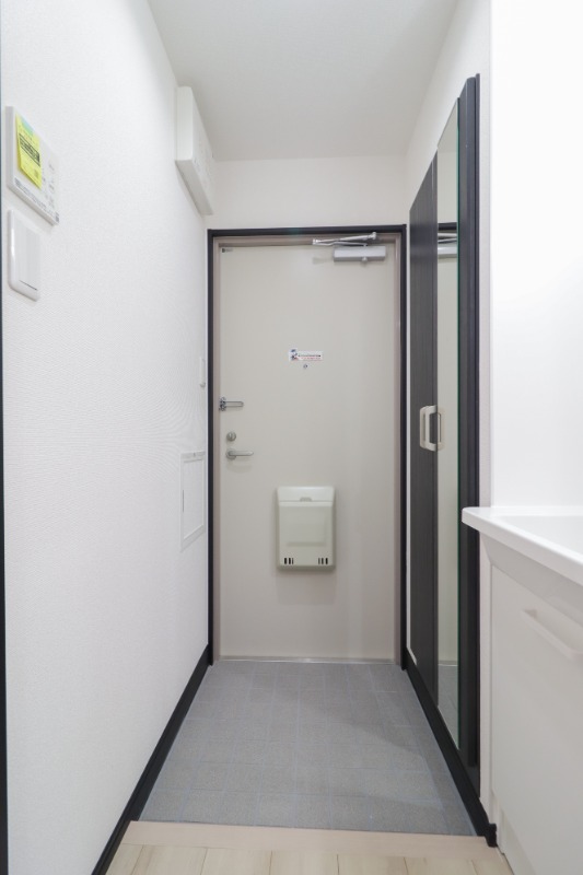 玄関　図面と現状に相違がある場合には現状を優先