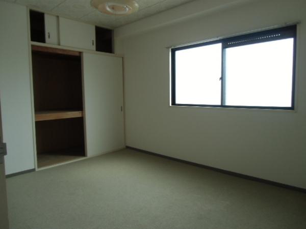 その他部屋・スペース　明るい洋室！