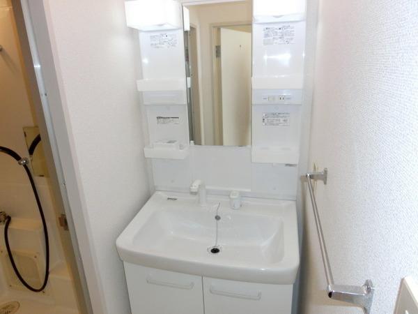 洗面設備　独立洗面台！