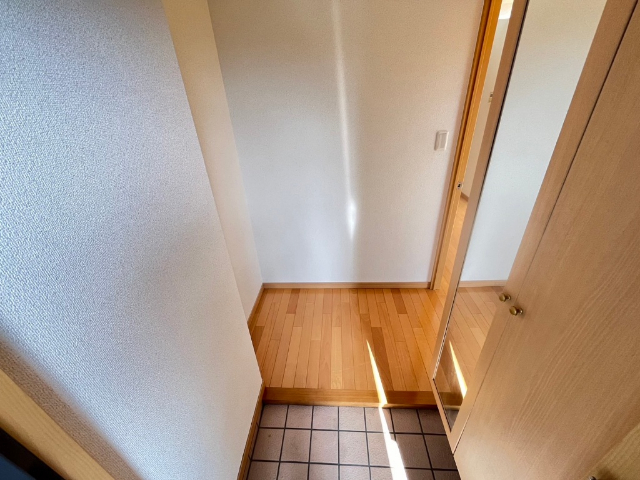 玄関　※３０２号室写真