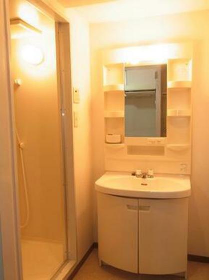 洗面設備　※別部屋の写真です
