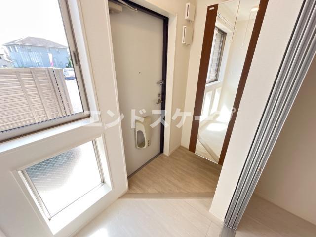 玄関　玄関（イメージ）