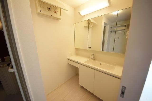 洗面設備　★便利な独立洗面台★