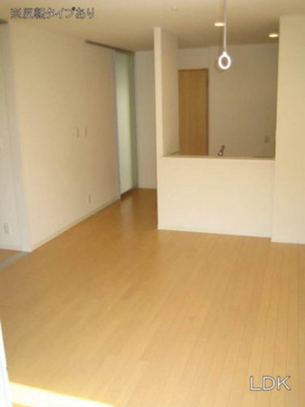 居室・リビング　図面と現状に相違がある場合には現状を優先