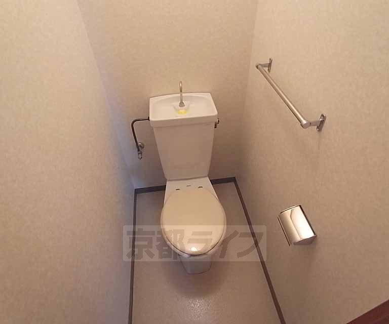 トイレ　清潔感のあるトイレです。