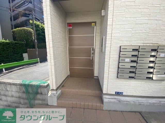 エントランス　オートロックゲート