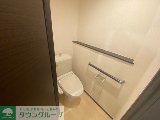 トイレ　温水便座付き