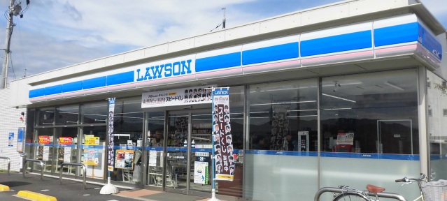 【Gran Casa 安東駅前のコンビニ】