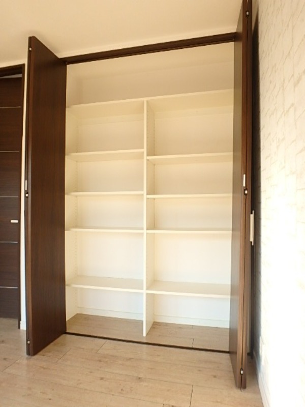 収納　図面と現状に相違がある場合には現状を優先