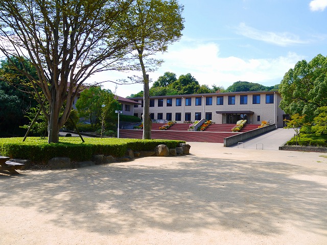 大学・短大　近畿大学農学部農業生産科学科（大学・短大）まで1203m