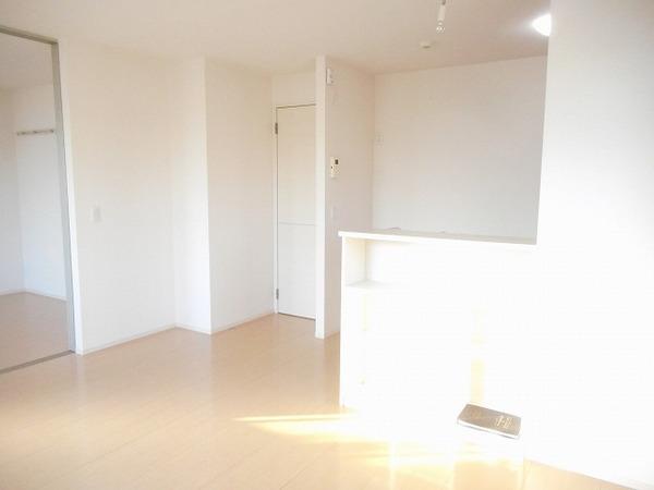 居室・リビング　日当たり良好です！