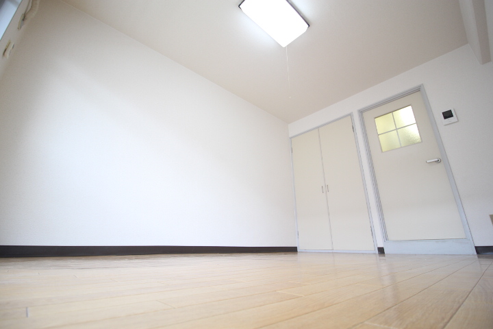 その他部屋・スペース　別角度からの7帖の洋室です★