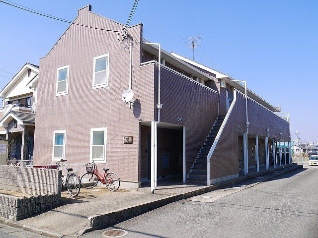 建物外観　外観は落ち着いています