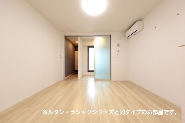 居室・リビング　きれいな内装です