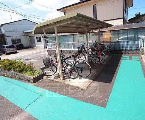 近鉄京都線 富野荘駅 徒歩12分 2階建 築30年の外観写真