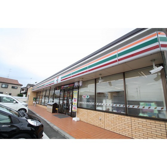 コンビニ　セブンイレブン厚木関口店（コンビニ）まで650m