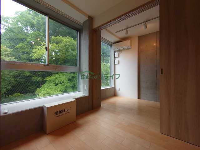 居室・リビング　LUMIEC OTOMEYAMA