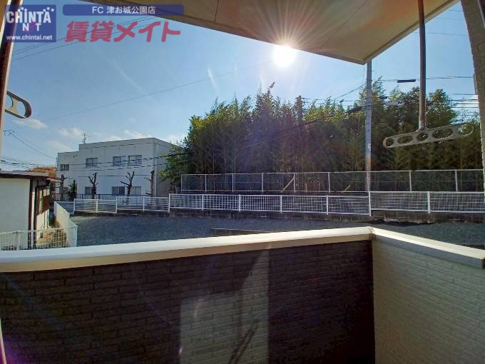 バルコニー　別部屋同型タイプ