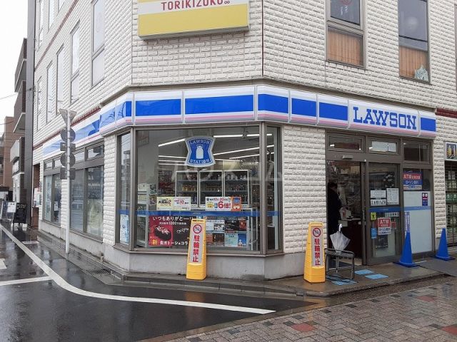 コンビニ　ローソン 仙川駅前店（コンビニ）まで983m