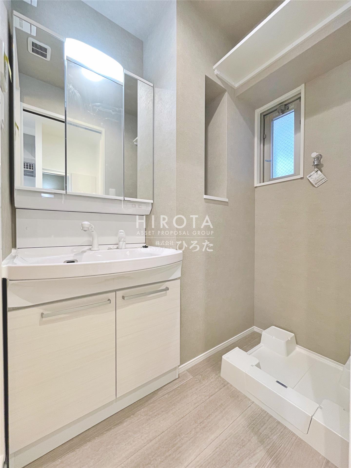 洗面設備　同仕様写真