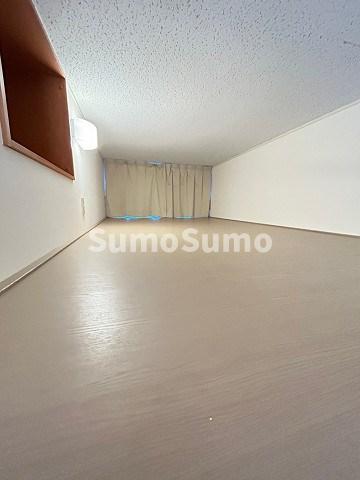 その他部屋・スペース　落ち着いて過ごせるお部屋なので、寝室にいかがでしょうか