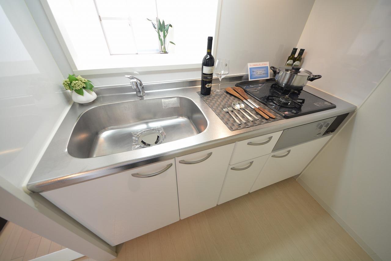 キッチン　アーバネックス谷町　2口ガスシステムキッチン