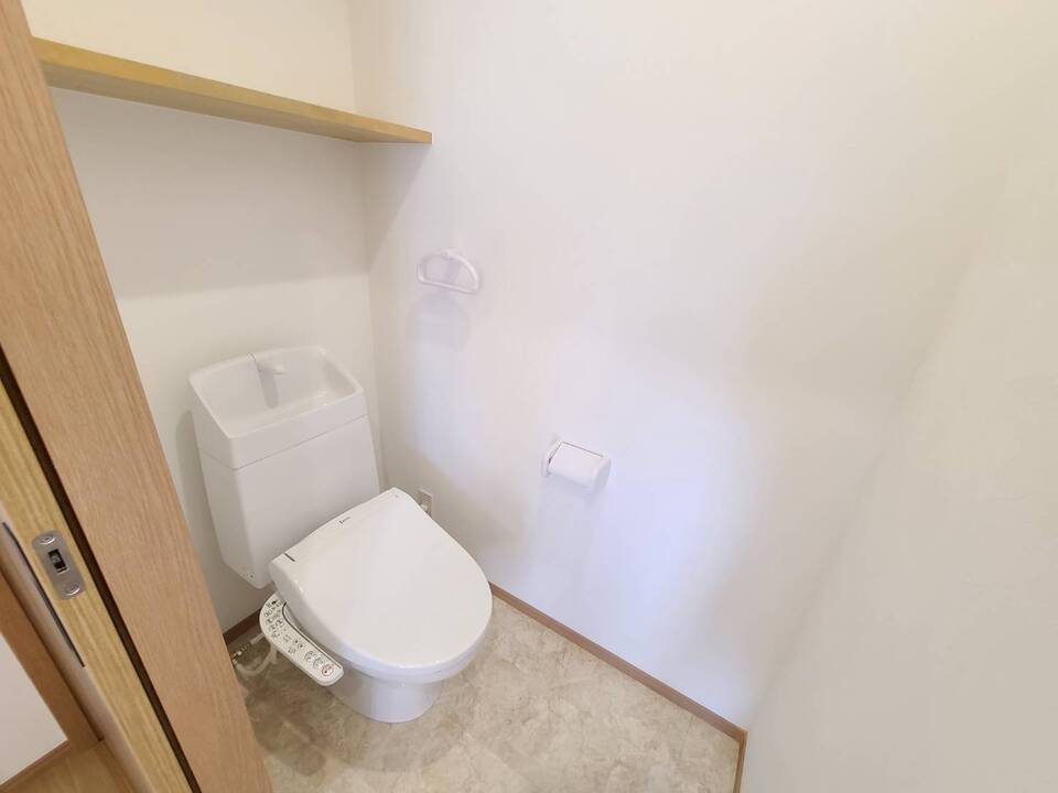 トイレ　トイレ