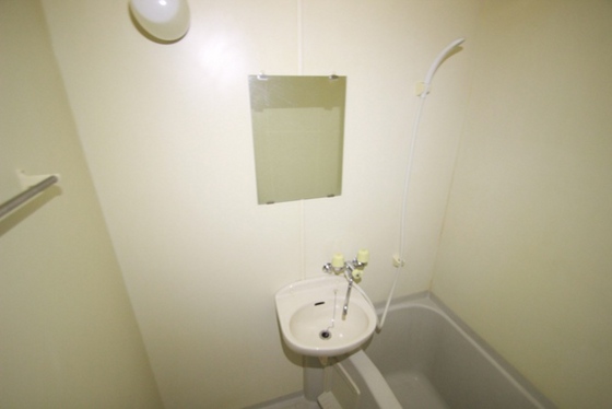 洗面設備　※別部屋の写真です