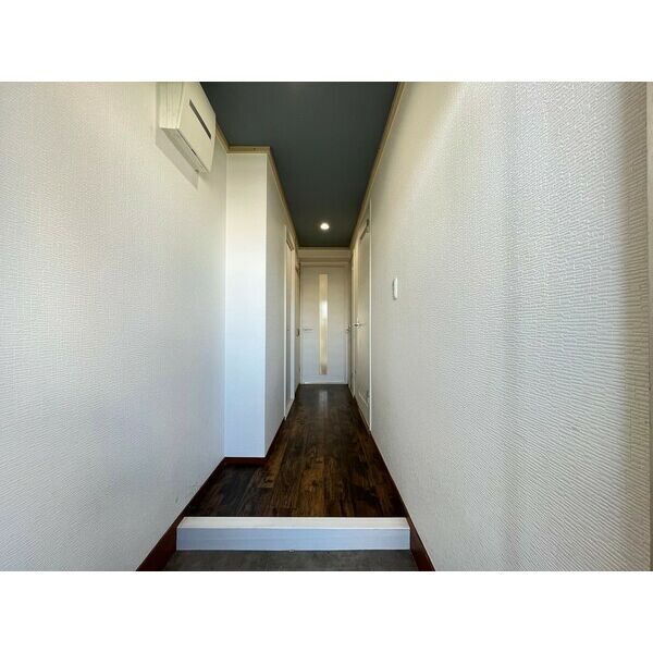 玄関　※参考写真